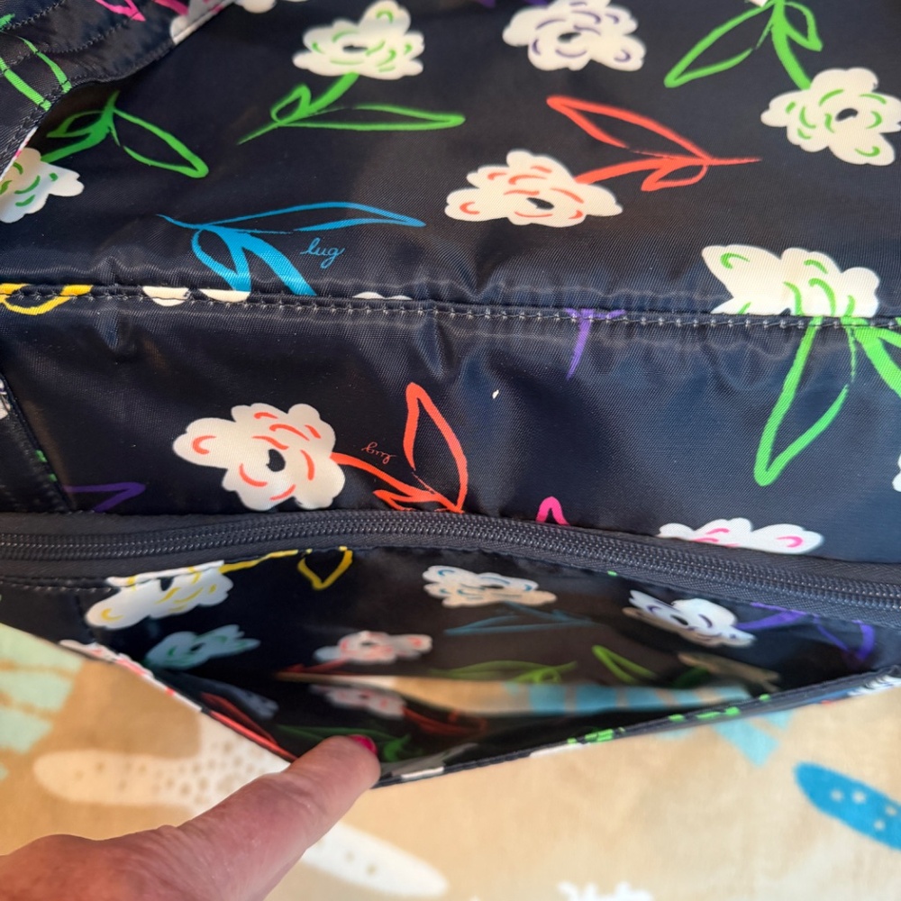 LUG Bright Floral Trolley Duffel~NEW with tags - Picture 14 of 16